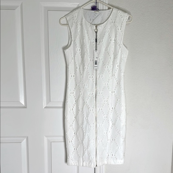 Elegant White Lace Dress Tahari - Picture 1 of 13